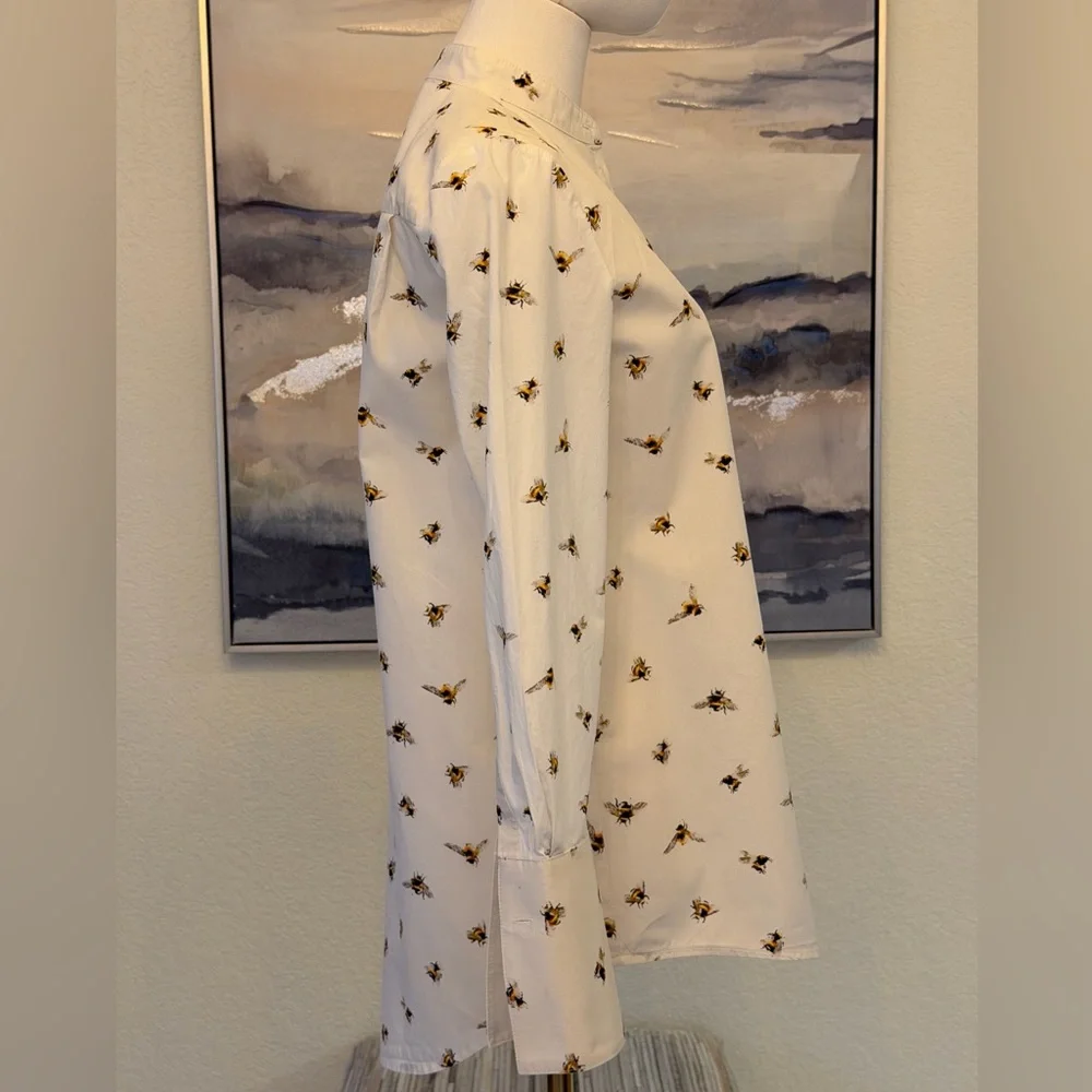 Victoria Beckham for Target Iconic Bee Print Blouse Structured Designer Top - Picture 4 of 15